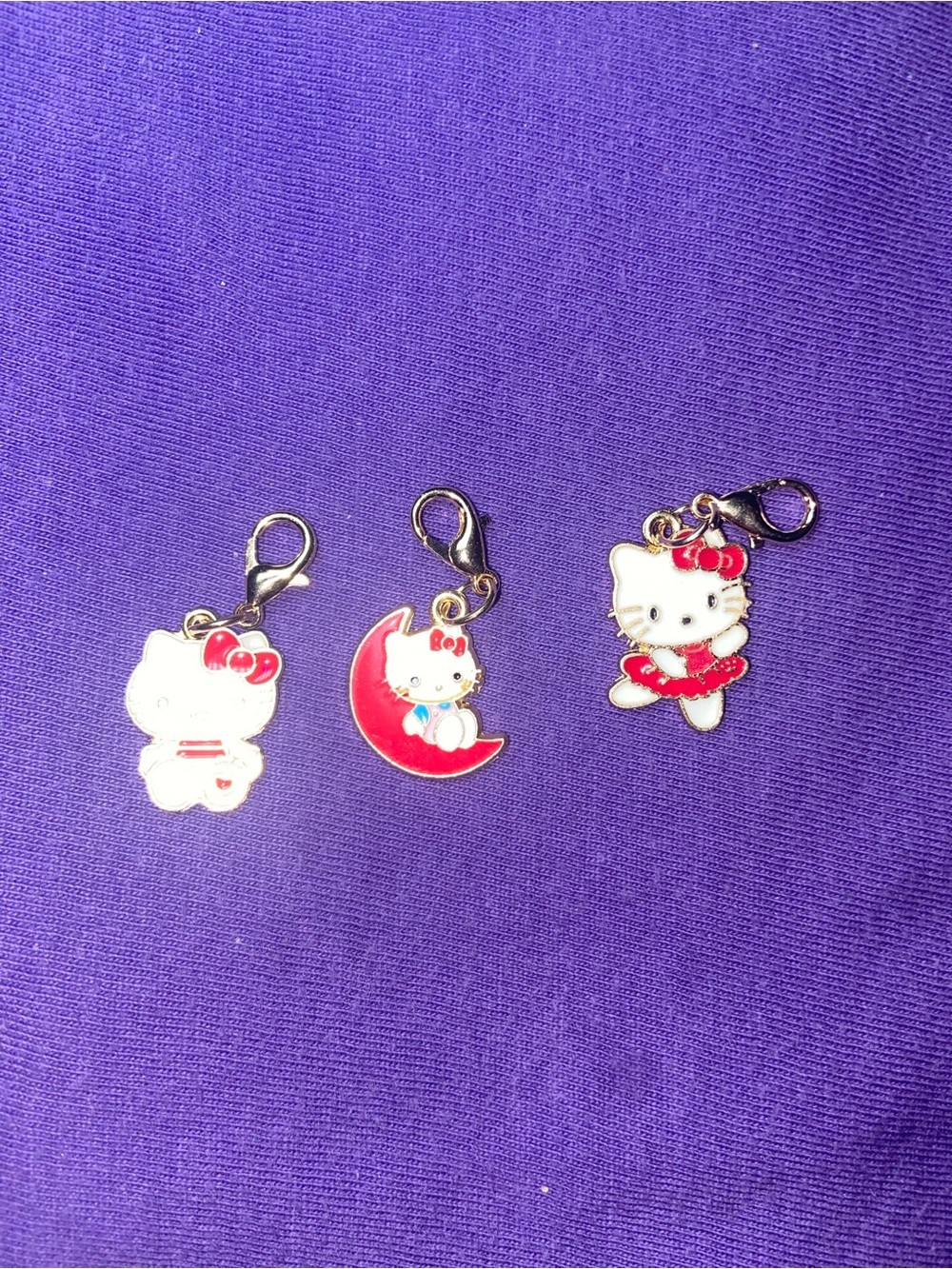 Hello Kitty Pink Sticker & Hello Kitty 3 Pack Keychains - Picture 2 of 3